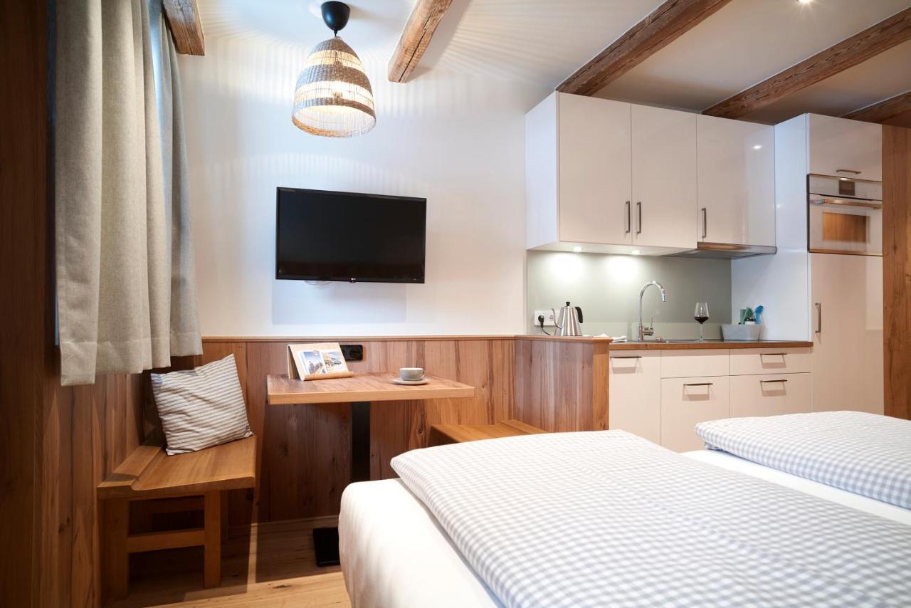 Berghaus Schroecken - Hotel Apartments Spa ภายนอก รูปภาพ
