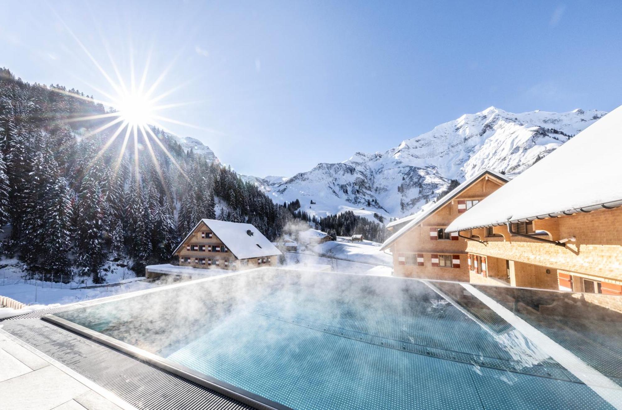 Berghaus Schroecken - Hotel Apartments Spa ภายนอก รูปภาพ