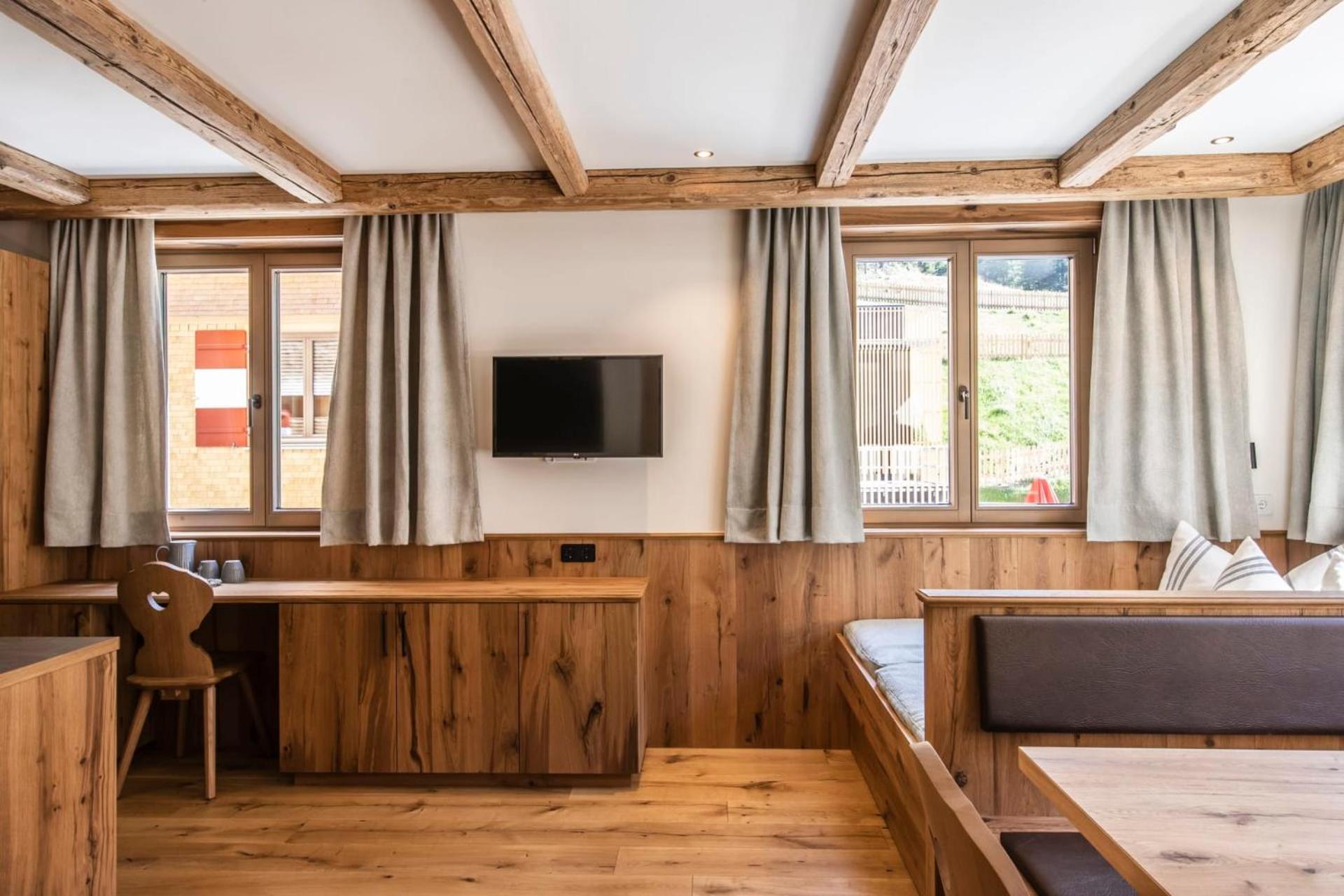 Berghaus Schroecken - Hotel Apartments Spa ภายนอก รูปภาพ